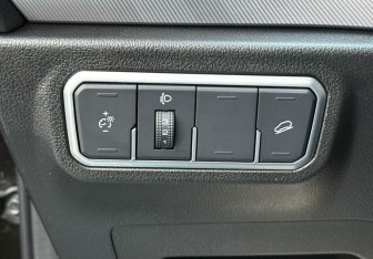 Подержанный автомобиль Haval F7x 2024 года (15 фото)