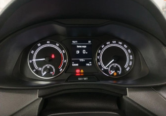 Подержанный автомобиль Skoda Rapid Liftback 2020 года (13 фото)