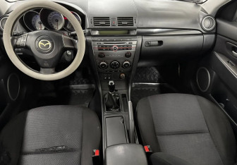 Подержанный автомобиль Mazda 3 Sedan 2007 года (9 фото)