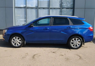 Подержанный автомобиль LADA (ВАЗ) Vesta Wagon 2020 года (5 фото)