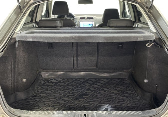 Подержанный автомобиль Skoda Octavia Liftback 2011 года (16 фото)