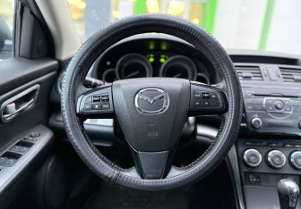 Подержанный автомобиль Mazda 6 Sedan 2010 года (12 фото)