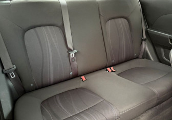 Подержанный автомобиль Chevrolet Aveo Sedan 2013 года (10 фото)