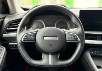 Подержанный автомобиль Haval F7x 2022 года (14 фото)