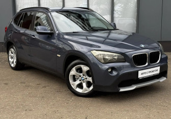 Подержанный автомобиль BMW X1 2012 года (3 фото)