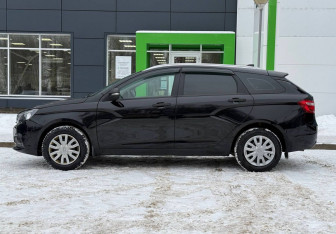 Подержанный автомобиль LADA (ВАЗ) Vesta Wagon 2021 года (8 фото)