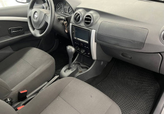 Подержанный автомобиль Nissan Almera Sedan 2017 года (11 фото)