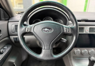 Подержанный автомобиль Subaru Forester Suv 2007 года (12 фото)