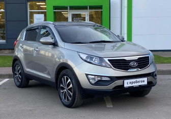 Подержанный автомобиль Kia Sportage 2010 года (3 фото)
