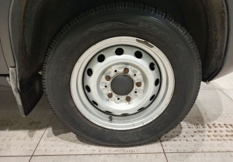 Подержанный автомобиль Chevrolet Niva 2017 года (15 фото)