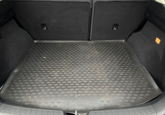 Подержанный автомобиль Haval F7x 2022 года (16 фото)