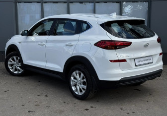 Подержанный автомобиль Hyundai Tucson 2018 года (5 фото)