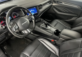 Подержанный автомобиль Haval F7 2019 года (10 фото)