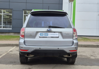 Подержанный автомобиль Subaru Forester Suv 2008 года (6 фото)