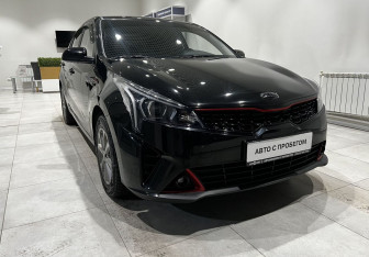 Подержанный автомобиль Kia Rio Sedan 2021 года (3 фото)