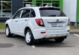Подержанный автомобиль Lifan X60 2013 года (7 фото)