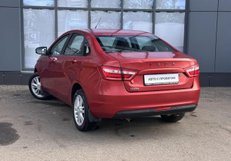 Подержанный автомобиль LADA (ВАЗ) Vesta Sedan 2016 года (4 фото)