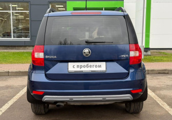 Подержанный автомобиль Skoda Yeti 2014 года (6 фото)