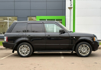 Подержанный автомобиль Land Rover Range Rover 2010 года (4 фото)