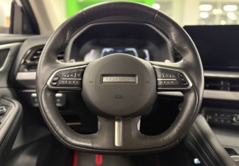 Подержанный автомобиль Haval F7x 2022 года (13 фото)