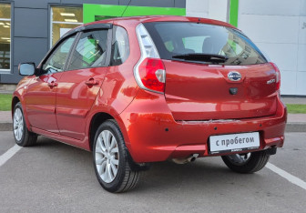 Подержанный автомобиль Datsun mi-DO 2016 года (7 фото)