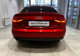 Подержанный автомобиль Audi A4 Sedan 2013 года (5 фото)