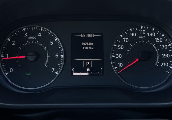 Подержанный автомобиль Renault Arkana 2019 года (12 фото)