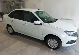 Подержанный автомобиль LADA (ВАЗ) Granta Sedan 2023 года (4 фото)