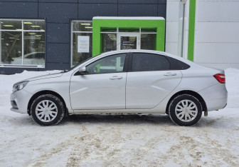 Подержанный автомобиль LADA (ВАЗ) Vesta Sedan 2021 года (7 фото)