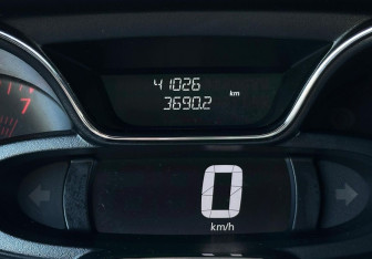 Подержанный автомобиль Renault Kaptur 2019 года (12 фото)