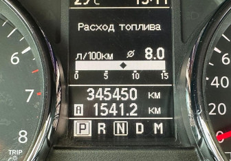 Подержанный автомобиль Nissan Qashqai 2010 года (12 фото)