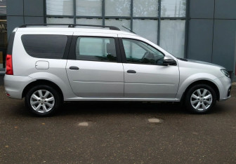 Подержанный автомобиль LADA (ВАЗ) Largus Wagon 2024 года (4 фото)