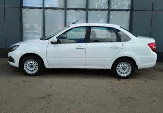 Подержанный автомобиль LADA (ВАЗ) Granta Sedan 2024 года (2 фото)