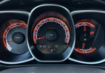 Подержанный автомобиль LADA (ВАЗ) Vesta Wagon 2020 года (12 фото)