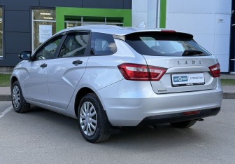 Подержанный автомобиль LADA (ВАЗ) Vesta Wagon 2021 года (7 фото)
