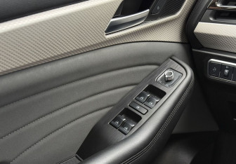 Подержанный автомобиль Haval F7 2022 года (15 фото)