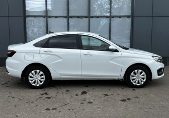 Подержанный автомобиль LADA (ВАЗ) Vesta Sedan 2023 года (8 фото)