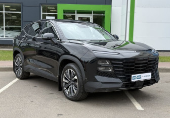 Подержанный автомобиль Jetour Dashing 2023 года (3 фото)