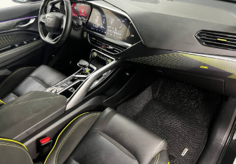 Подержанный автомобиль Geely Tugella 2022 года (13 фото)