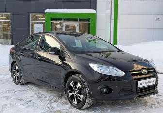 Подержанный автомобиль Ford Focus Sedan 2013 года (3 фото)