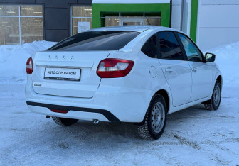 Подержанный автомобиль LADA (ВАЗ) Granta Liftback 2024 года (5 фото)