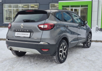 Подержанный автомобиль Renault Kaptur 2020 года (5 фото)