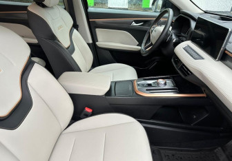 Подержанный автомобиль Haval Jolion 2023 года (10 фото)