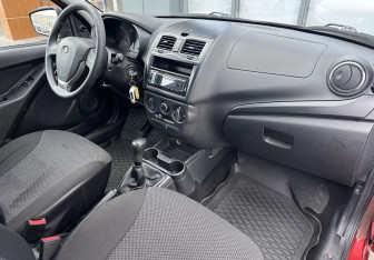 Подержанный автомобиль LADA (ВАЗ) Granta Liftback 2019 года (11 фото)