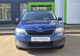 Подержанный автомобиль Skoda Rapid Liftback 2018 года (2 фото)
