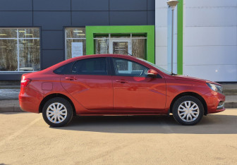 Подержанный автомобиль LADA (ВАЗ) Vesta Sedan 2020 года (4 фото)