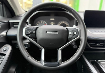 Подержанный автомобиль Haval Jolion 2023 года (13 фото)