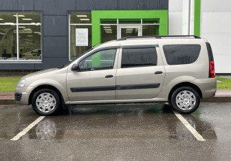 Подержанный автомобиль LADA (ВАЗ) Largus Wagon 2019 года (8 фото)
