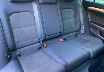 Подержанный автомобиль Volkswagen Passat Wagon 2017 года (10 фото)