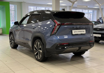 Подержанный автомобиль Geely Atlas 2023 года (7 фото)